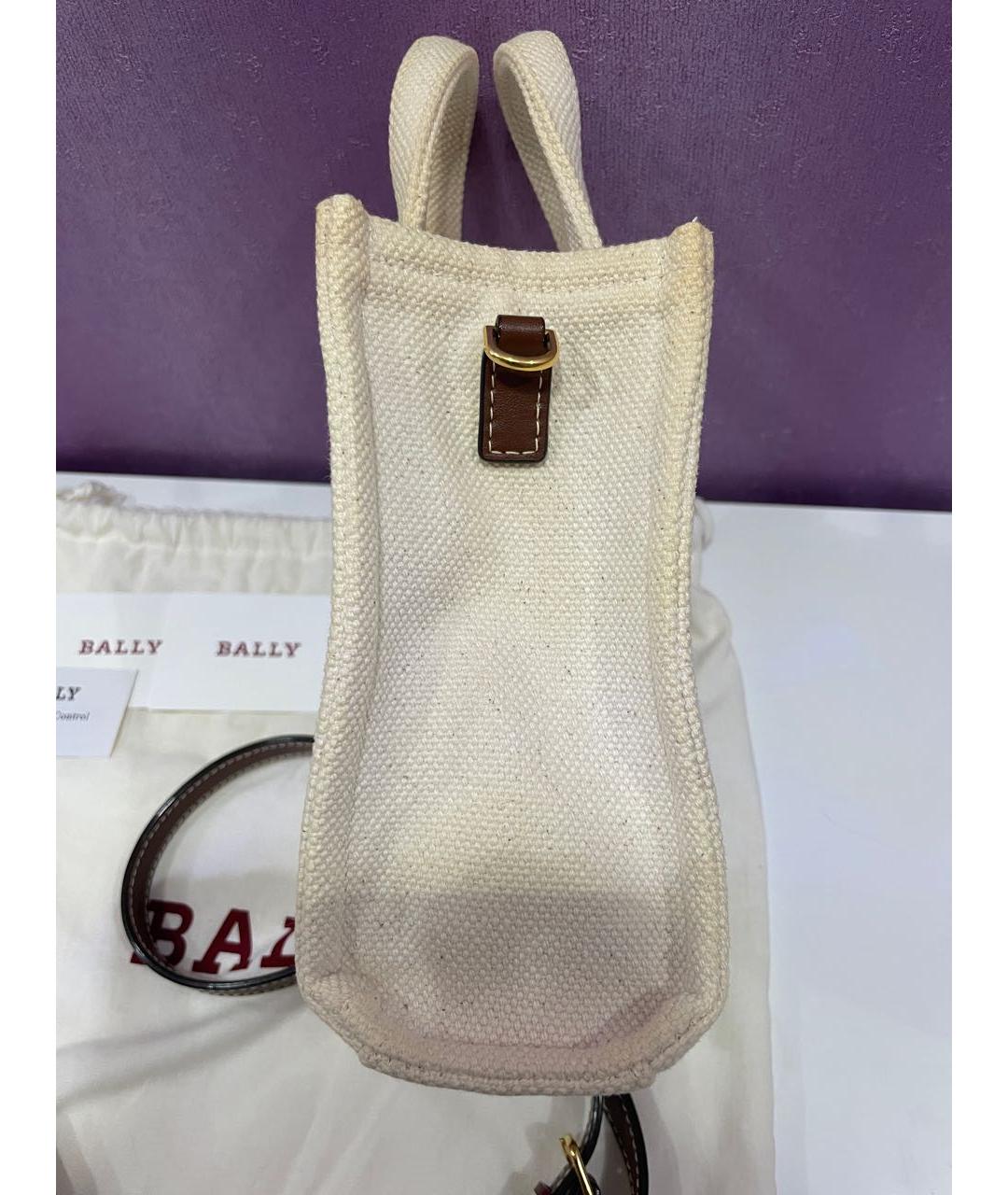 BALLY Бежевая сумка через плечо из канвы, фото 5