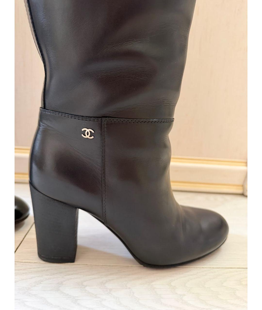 CHANEL Черные кожаные сапоги, фото 6