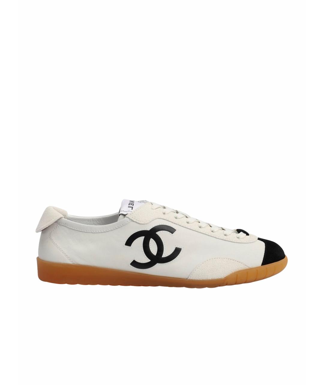 CHANEL Белые кожаные кеды, фото 1