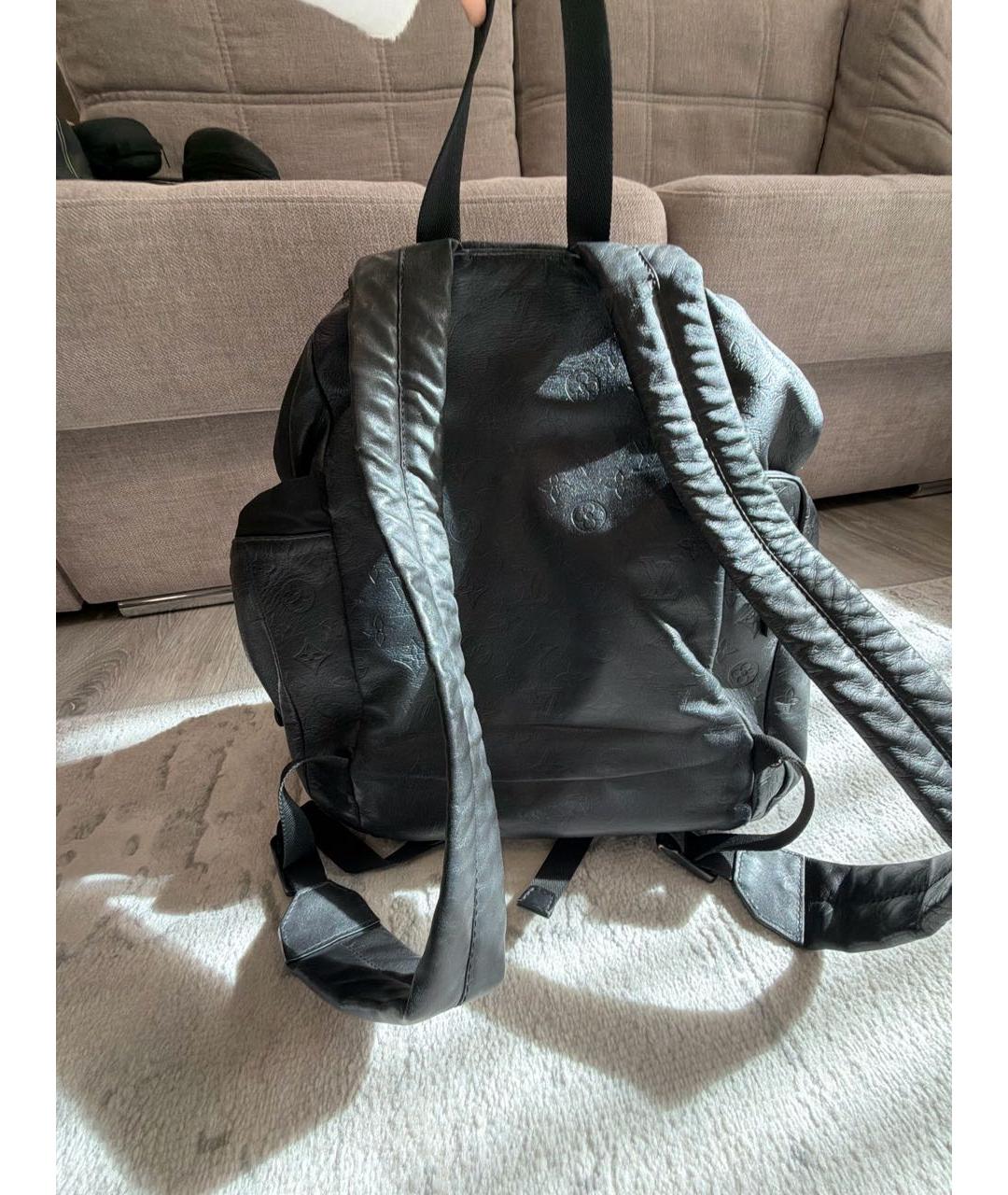 LOUIS VUITTON Черный кожаный рюкзак, фото 3