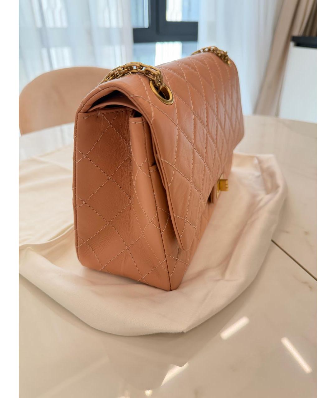 CHANEL Коралловая кожаная сумка с короткими ручками, фото 2