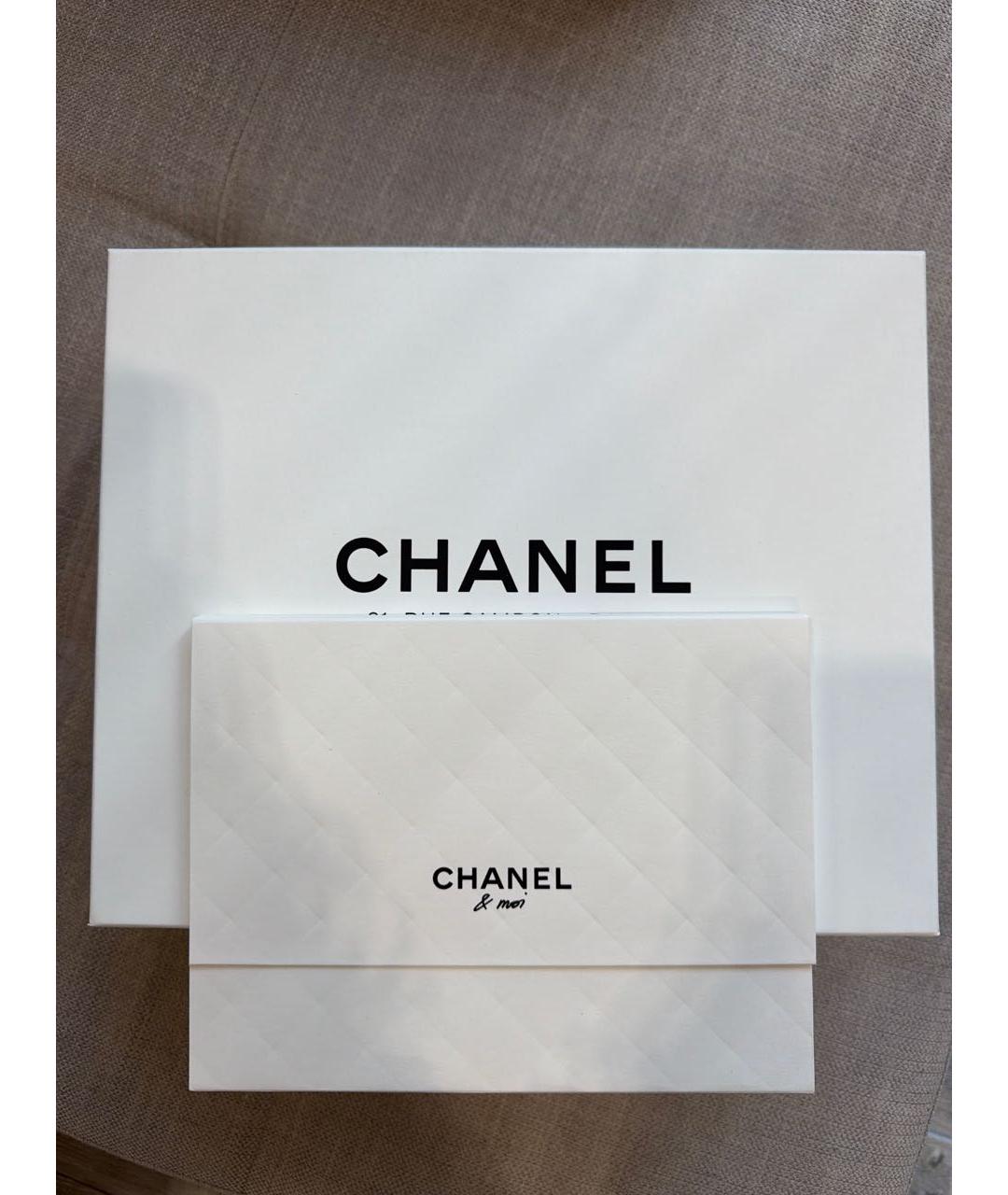 CHANEL Белая кожаная сумка с короткими ручками, фото 6