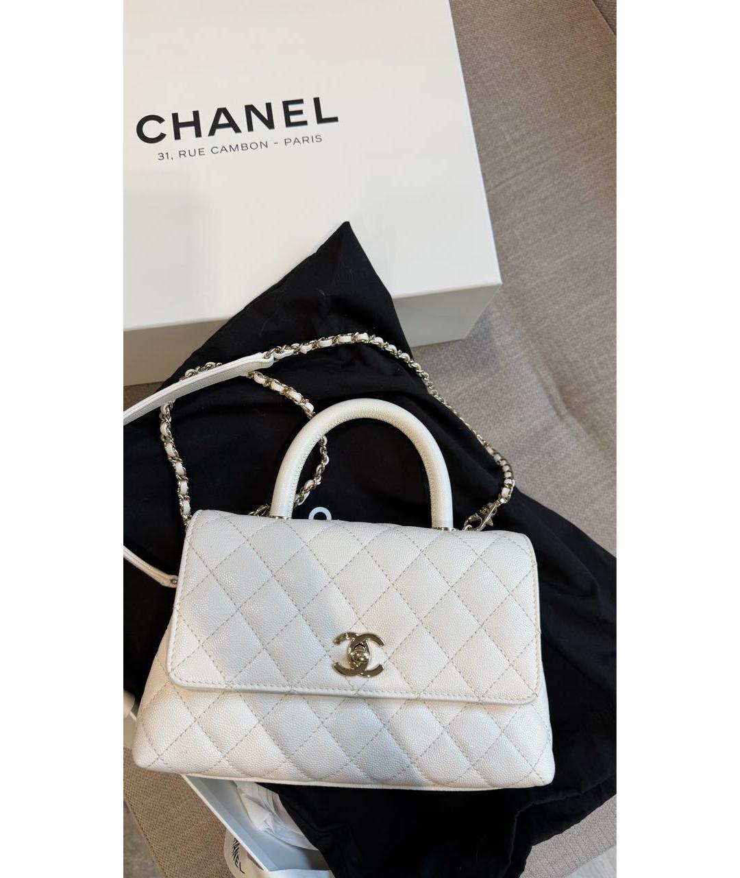 CHANEL Белая кожаная сумка с короткими ручками, фото 5