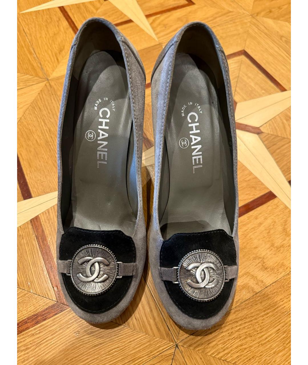CHANEL Серые замшевые туфли, фото 3