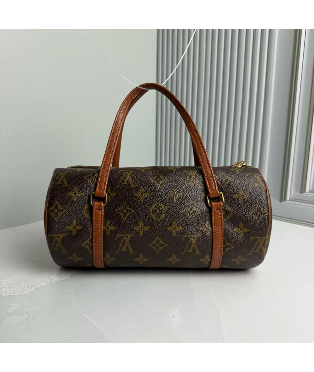 LOUIS VUITTON Коричневая сумка с короткими ручками из канвы, фото 2