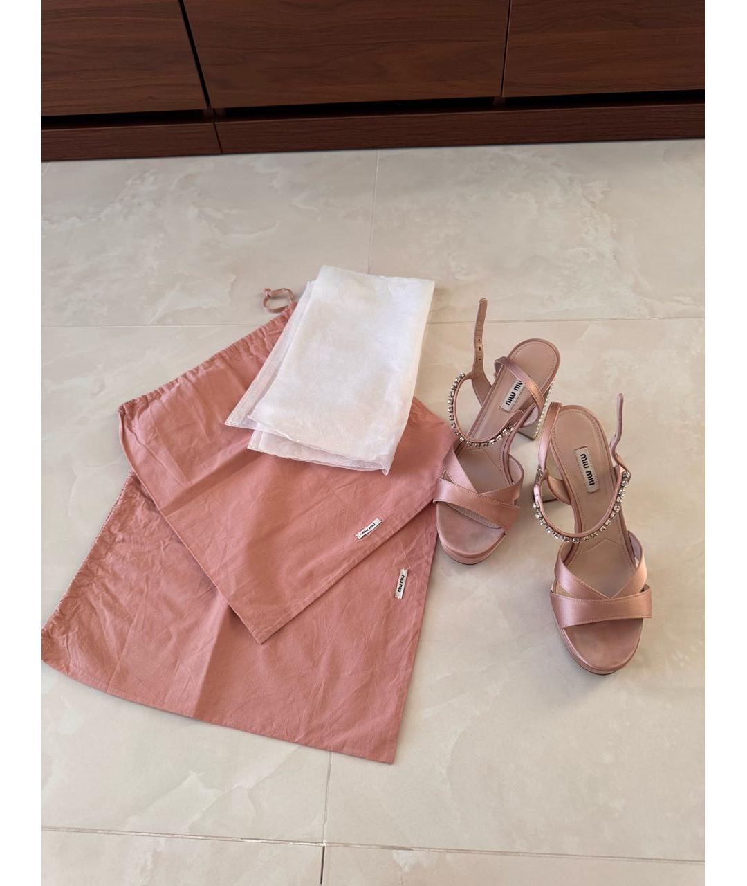 MIU MIU Розовые текстильные босоножки, фото 5