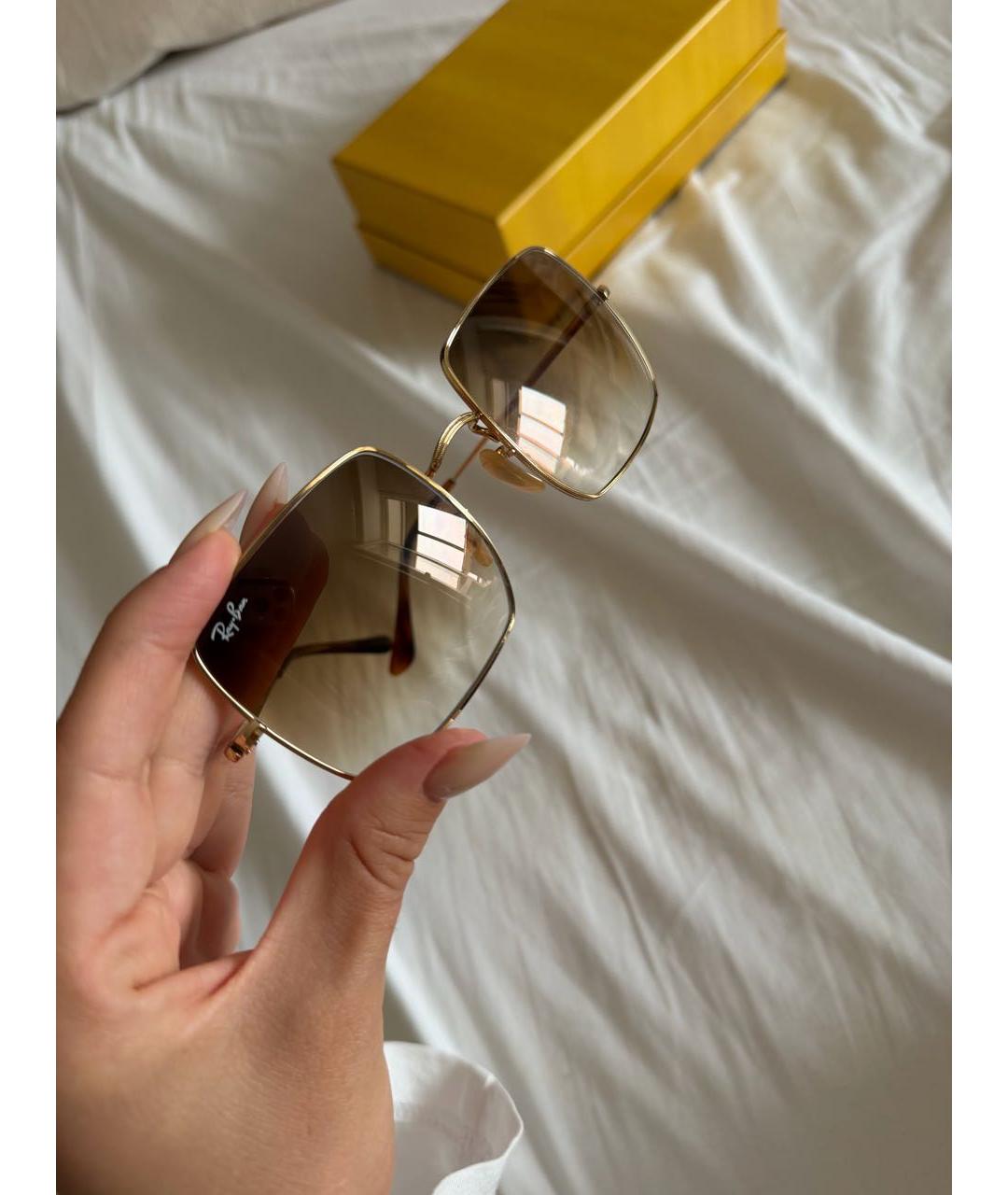 RAY BAN Коричневые металлические солнцезащитные очки, фото 4