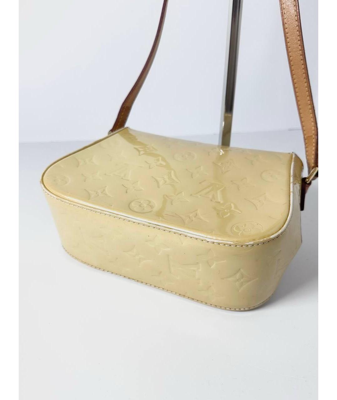 LOUIS VUITTON Бежевая сумка через плечо из лакированной кожи, фото 8