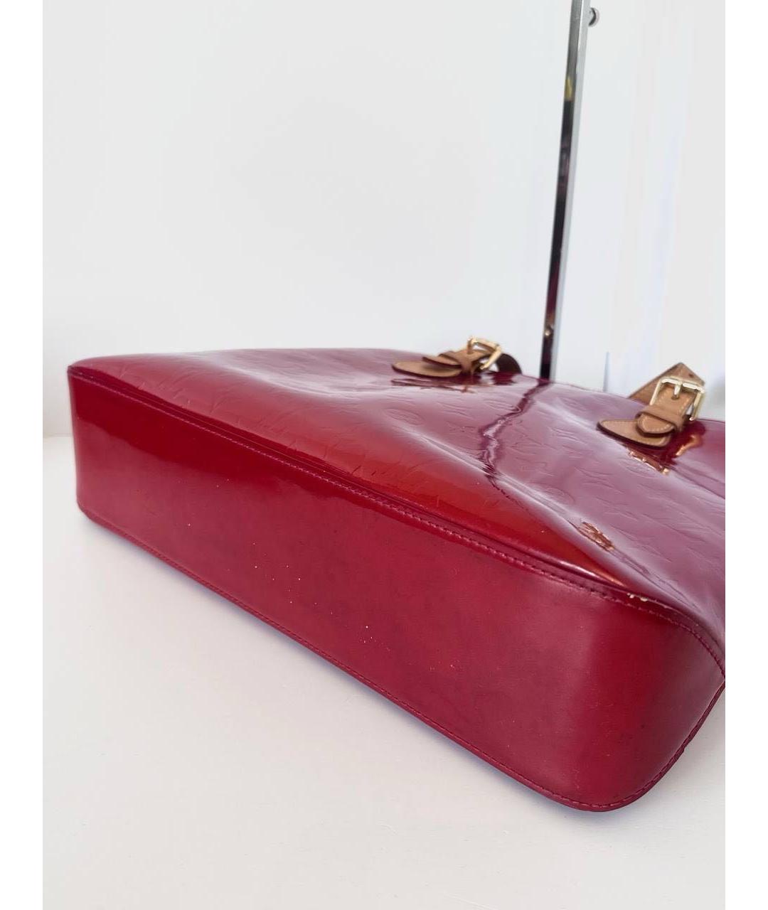 LOUIS VUITTON Красная сумка с короткими ручками из лакированной кожи, фото 7