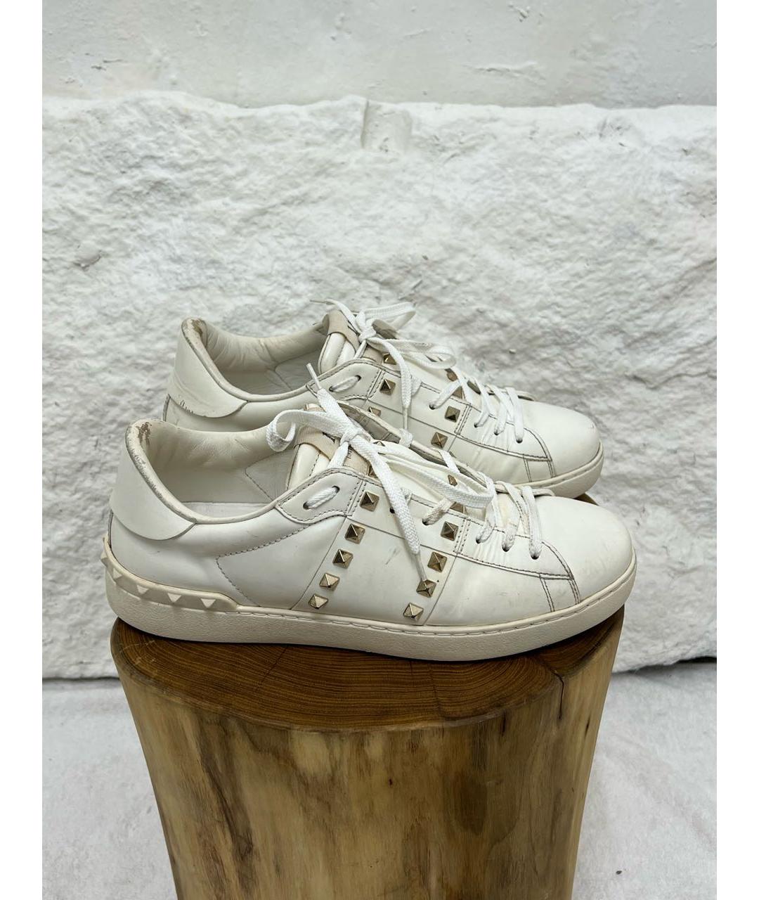 VALENTINO Белые кожаные низкие кроссовки / кеды, фото 5
