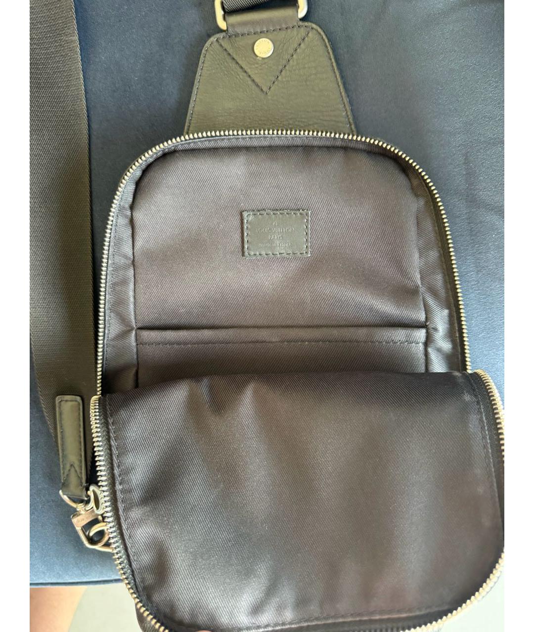 LOUIS VUITTON Черная кожаная сумка на плечо, фото 4