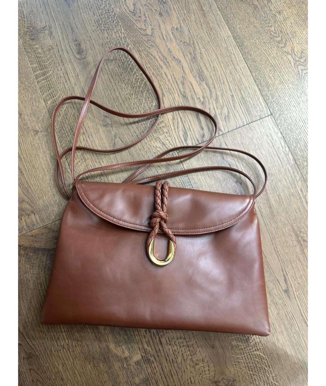 BOTTEGA VENETA Коричневая кожаная сумка с короткими ручками, фото 3