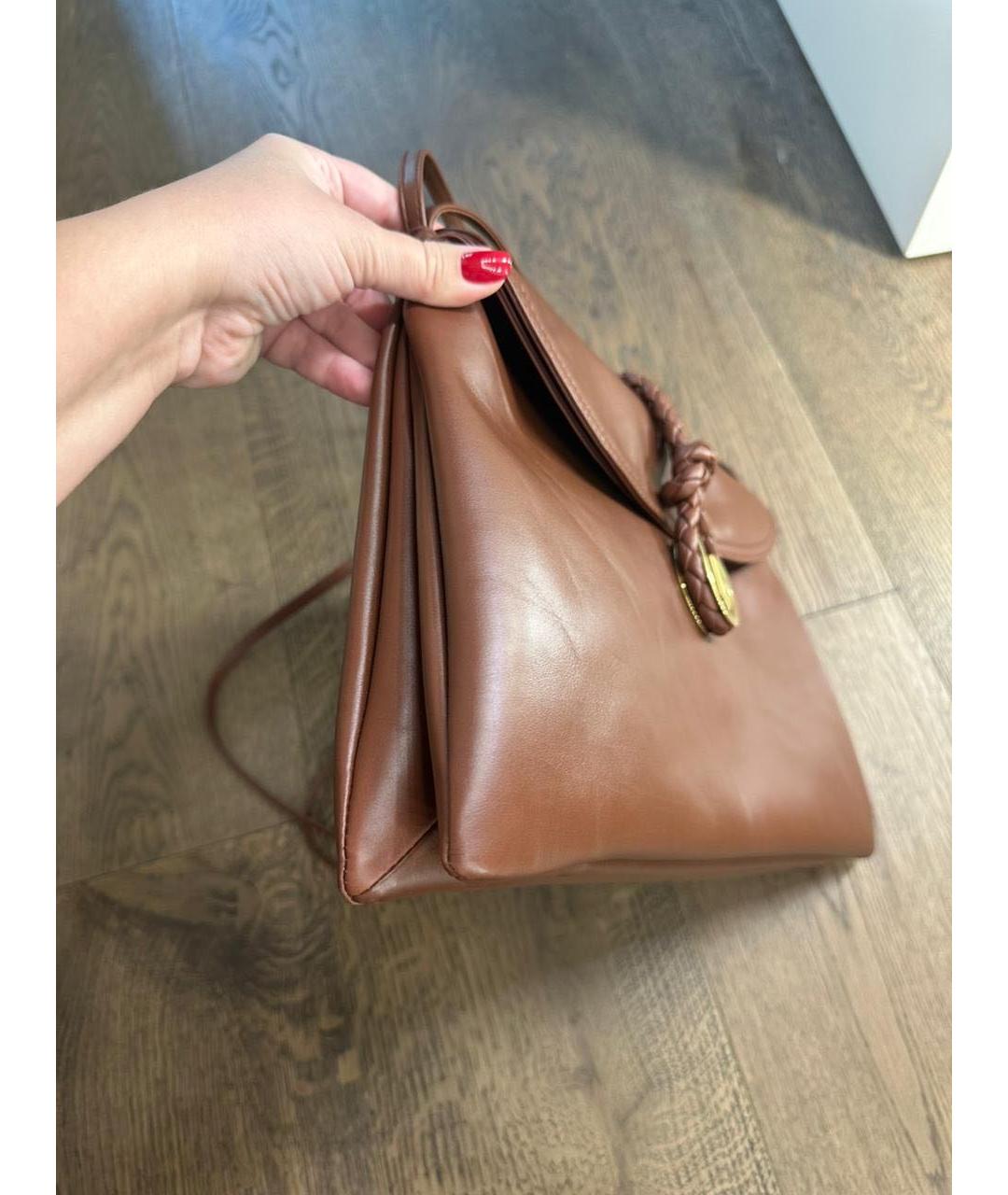 BOTTEGA VENETA Коричневая кожаная сумка с короткими ручками, фото 4