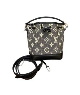 LOUIS VUITTON Сумка через плечо