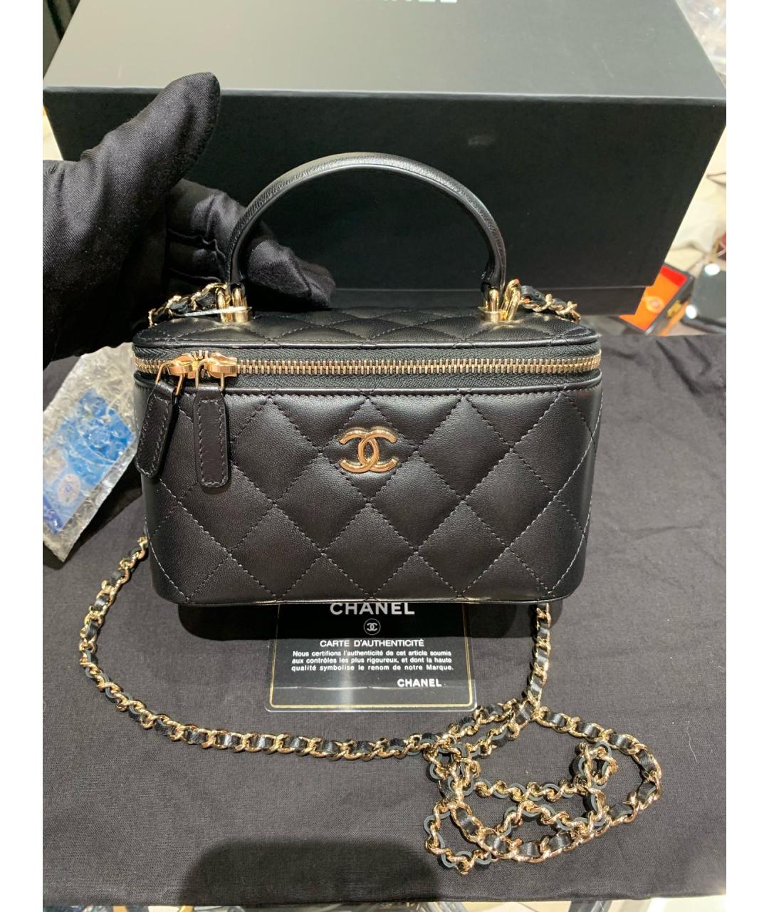 CHANEL Черная кожаная сумка через плечо, фото 8