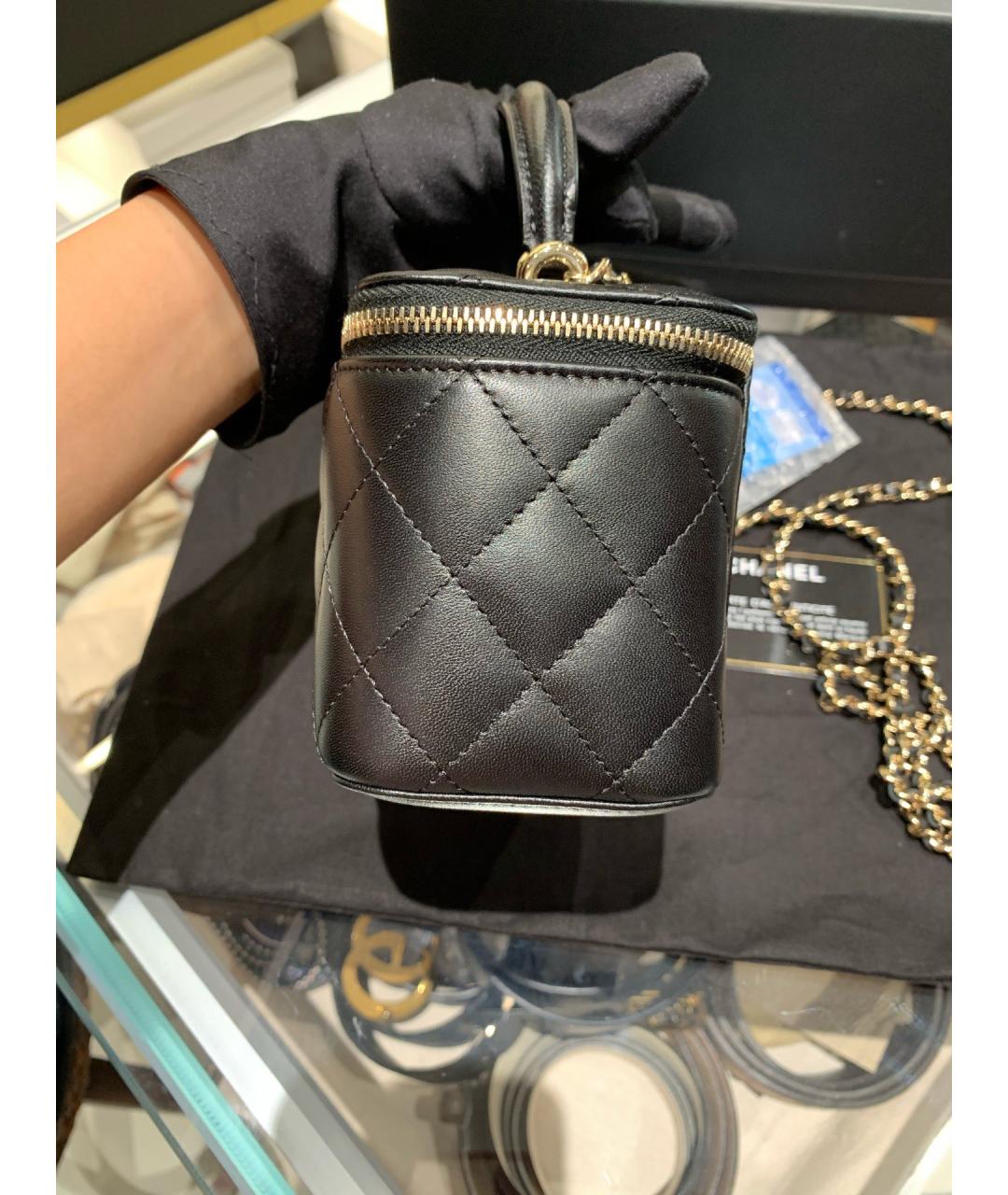 CHANEL Черная кожаная сумка через плечо, фото 4