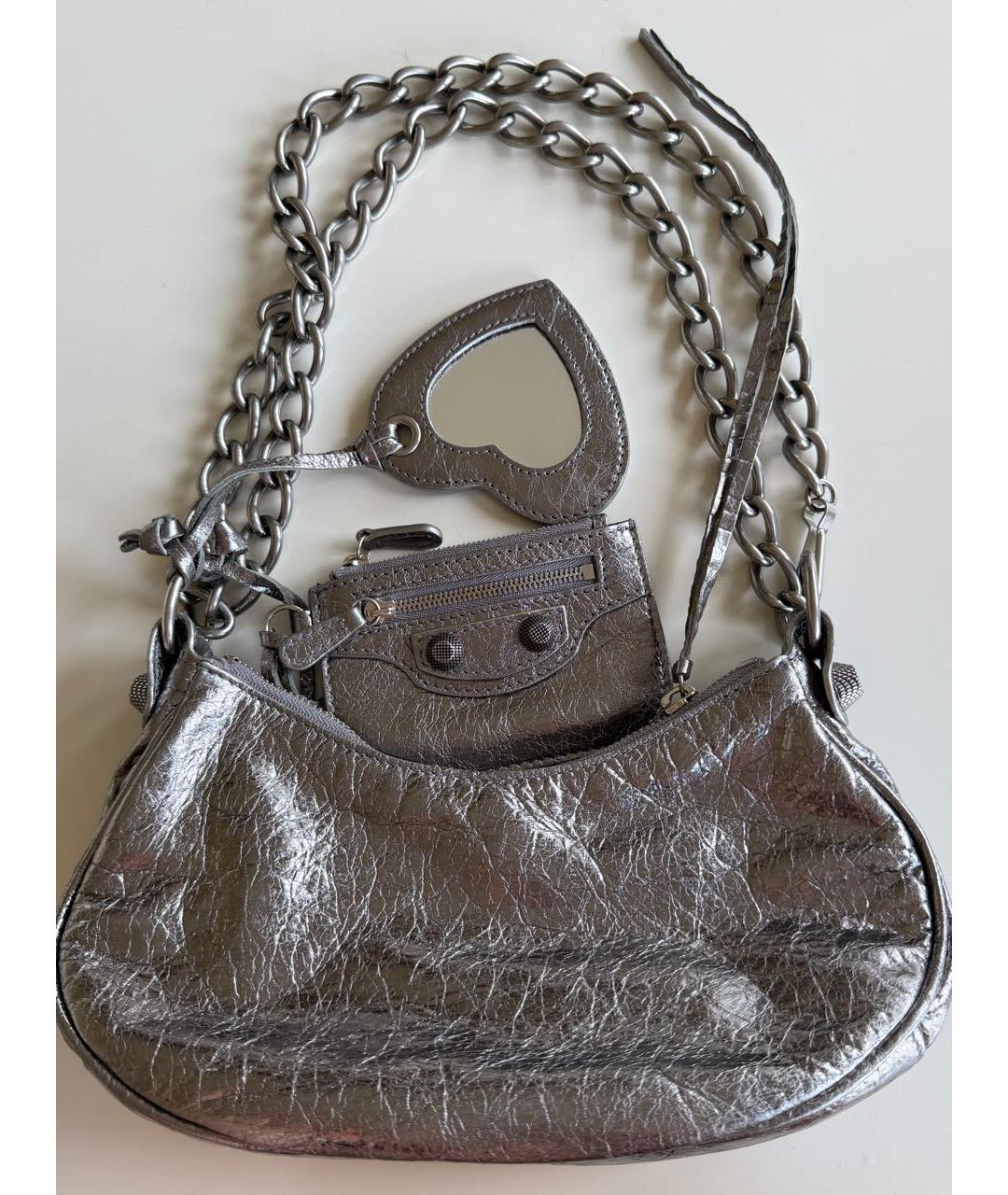 BALENCIAGA Серебряная кожаная сумка с короткими ручками, фото 3