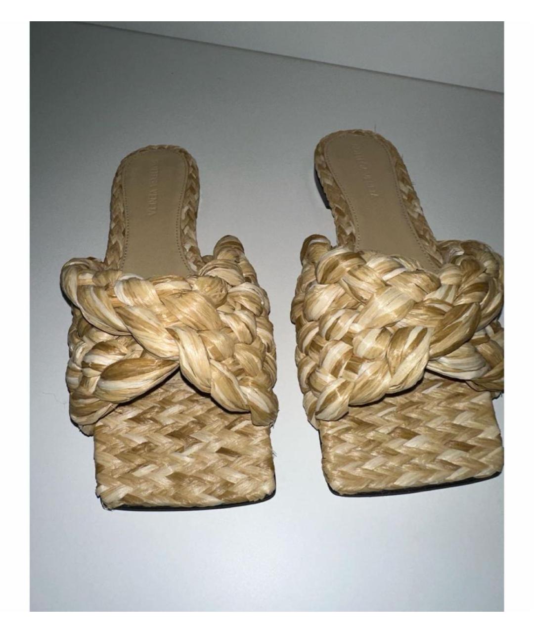 BOTTEGA VENETA Бежевые шлепанцы, фото 2