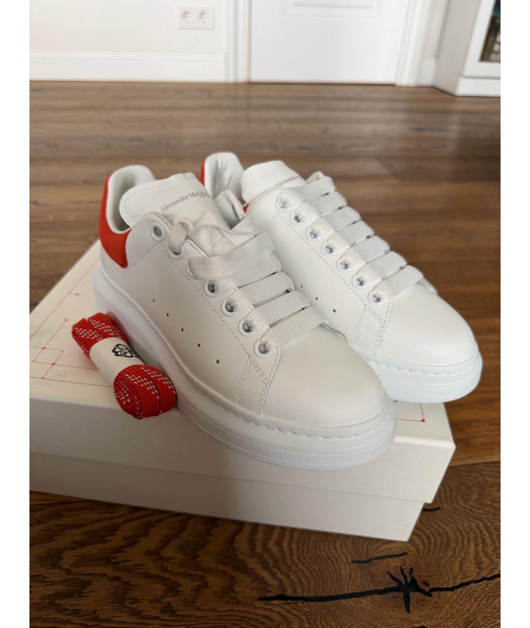 ALEXANDER MCQUEEN Белые кожаные кеды, фото 3