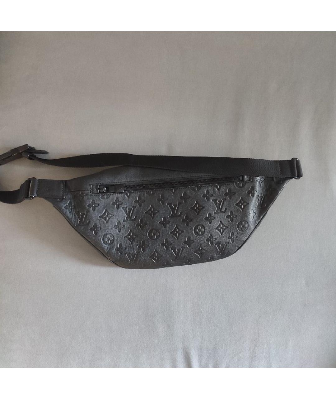 LOUIS VUITTON Черная кожаная поясная сумка, фото 2