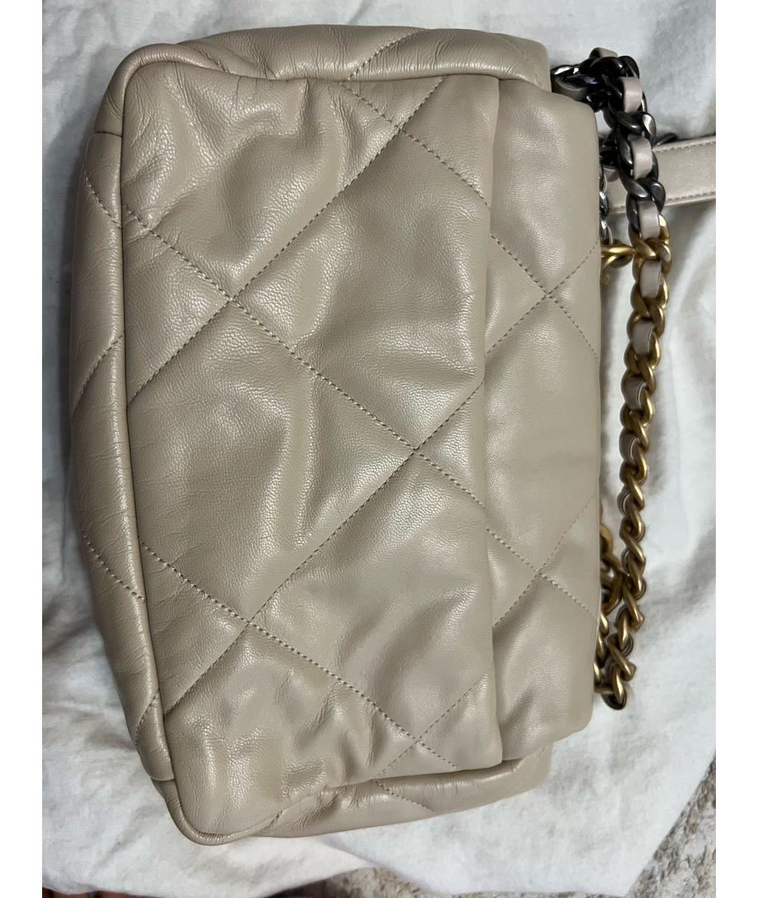 CHANEL Бежевая кожаная сумка через плечо, фото 3