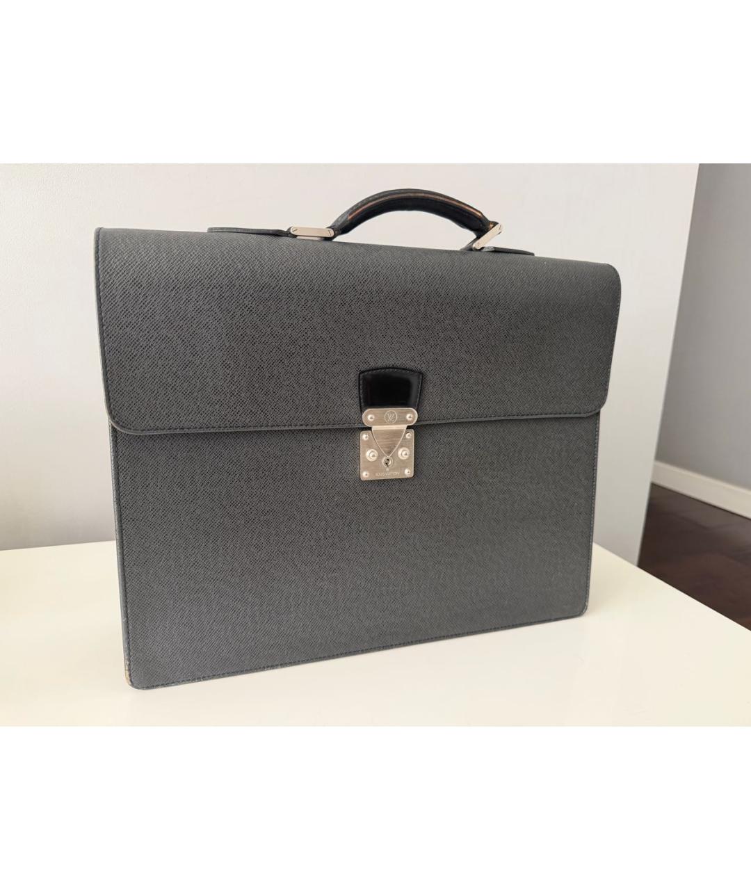 LOUIS VUITTON Черный кожаный портфель, фото 9