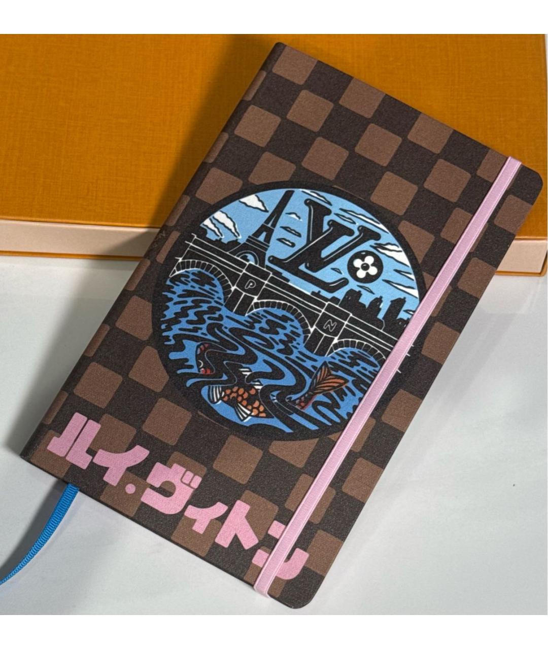 LOUIS VUITTON Книга, фото 2