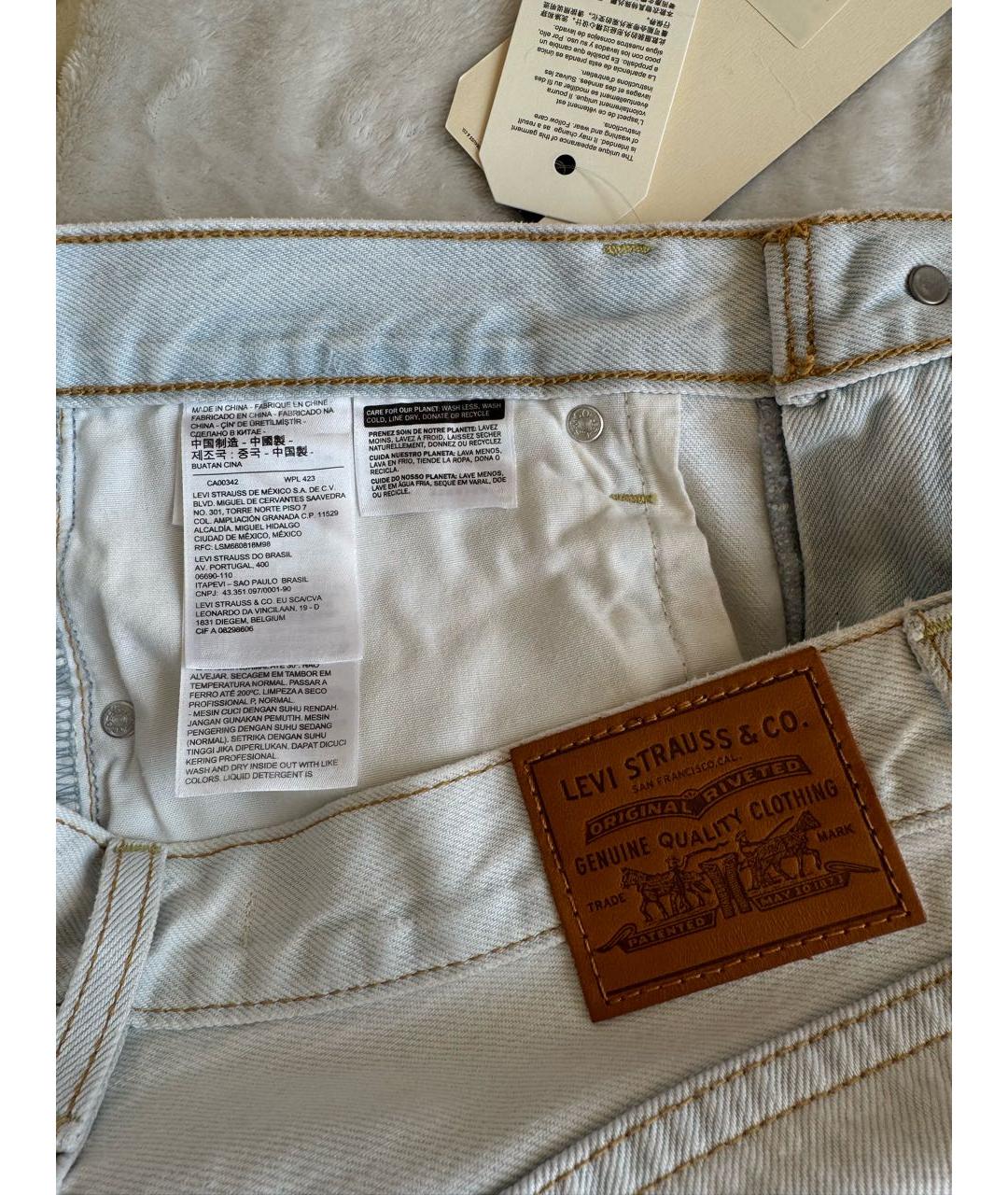 LEVI'S Белые хлопковые джинсы клеш, фото 6