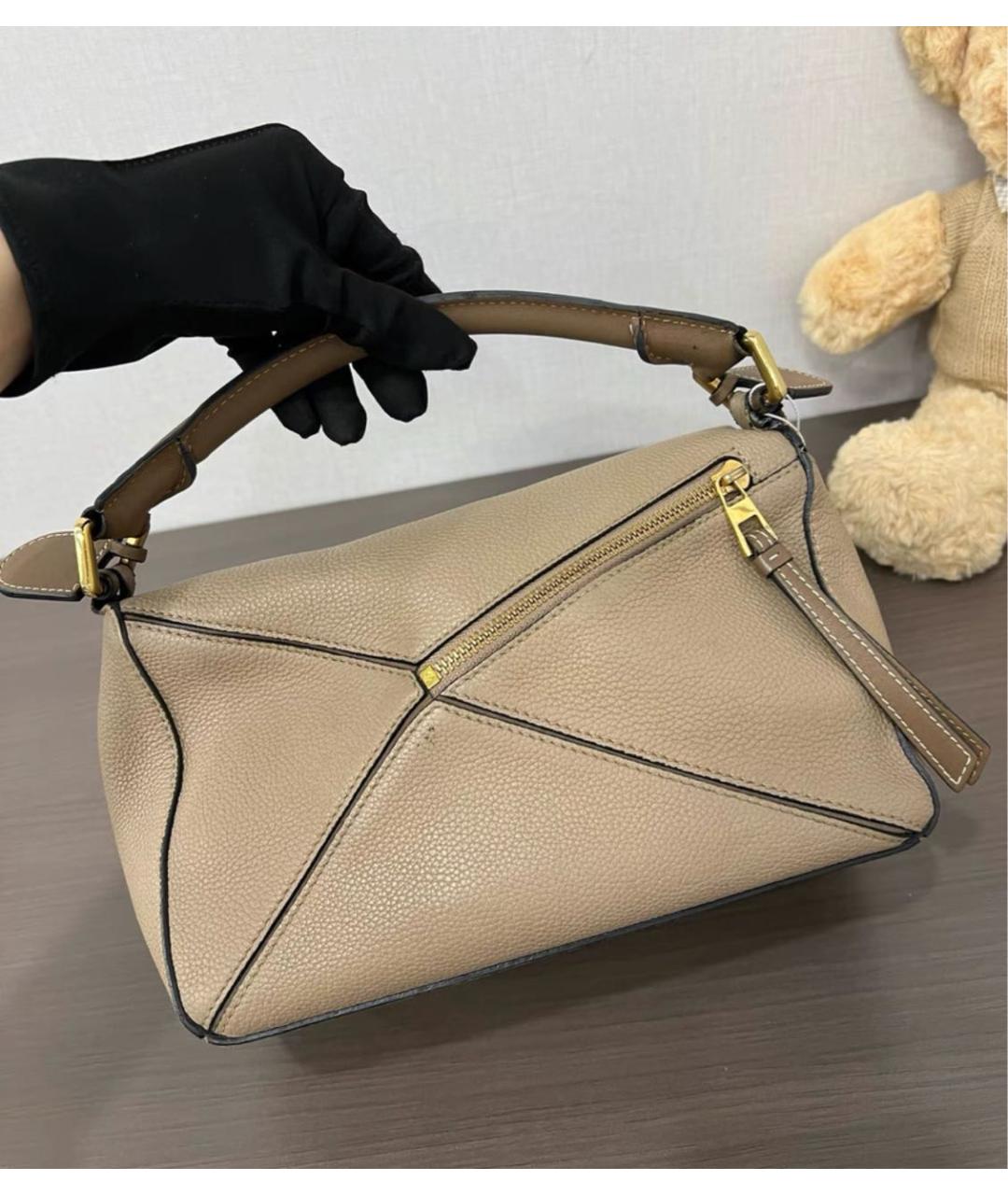 LOEWE Бежевая кожаная сумка через плечо, фото 3