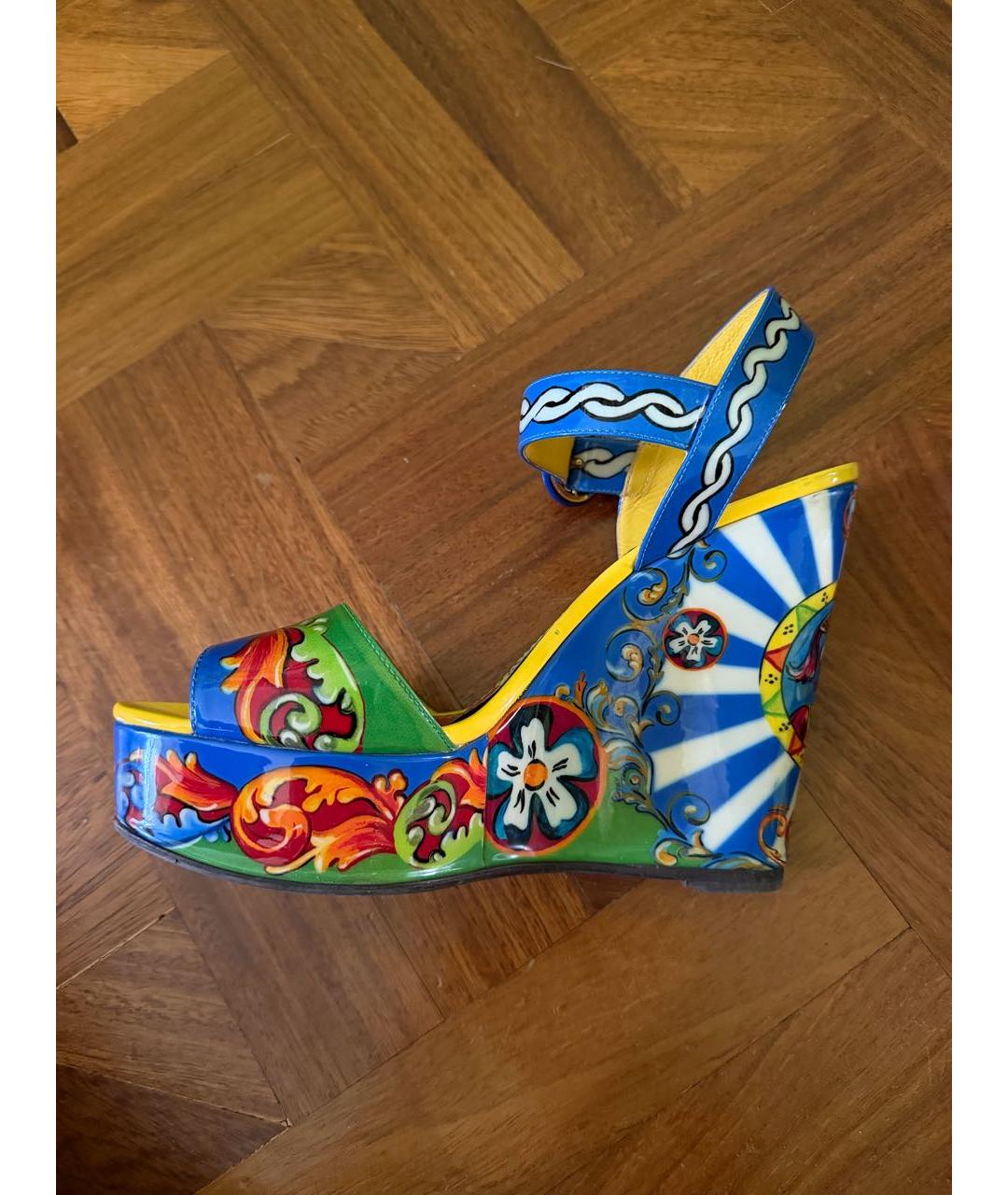 DOLCE&GABBANA Мульти босоножки из лакированной кожи, фото 9