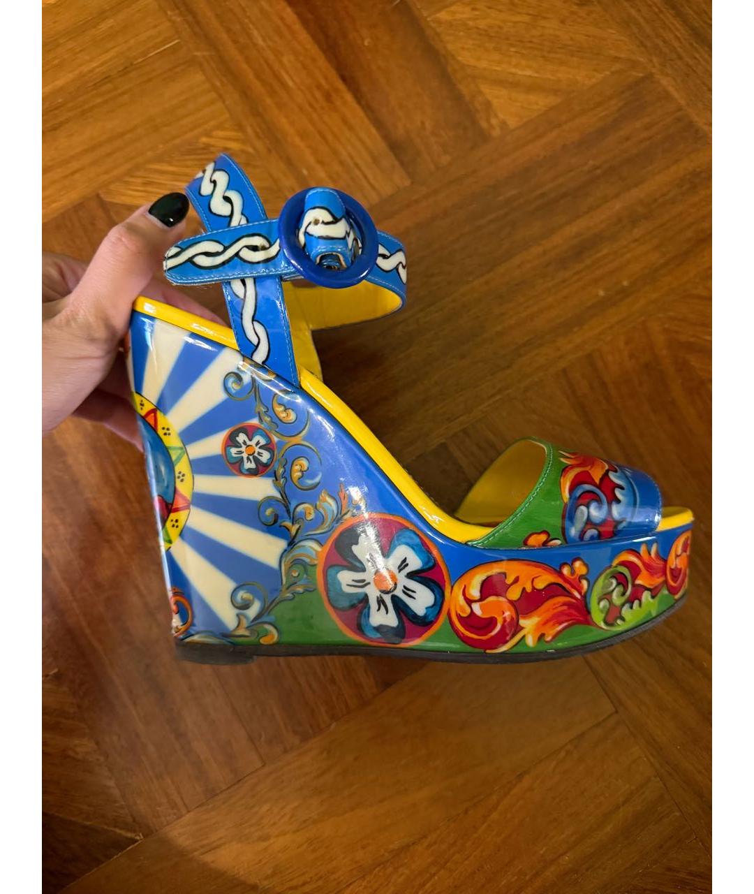DOLCE&GABBANA Мульти босоножки из лакированной кожи, фото 2
