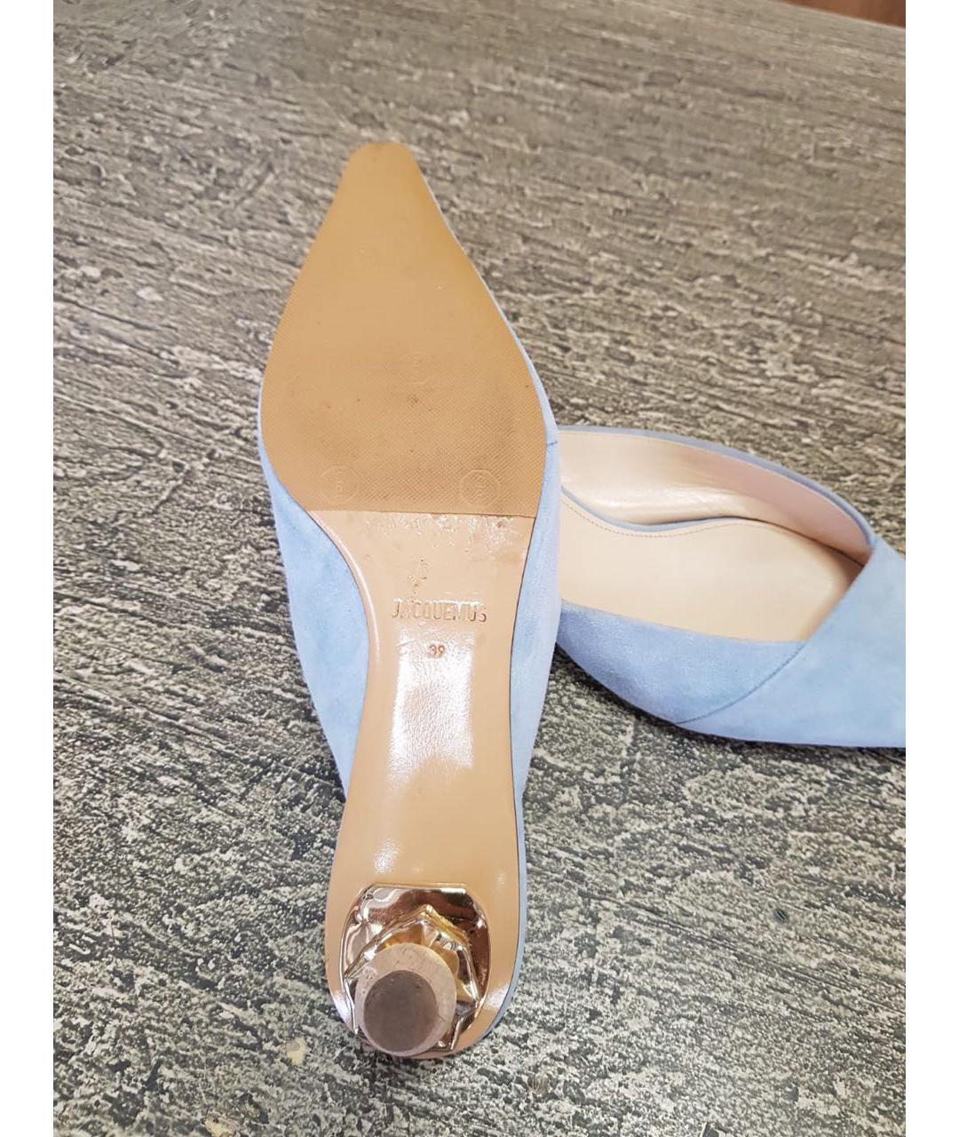 JACQUEMUS Голубые замшевые мюли, фото 6
