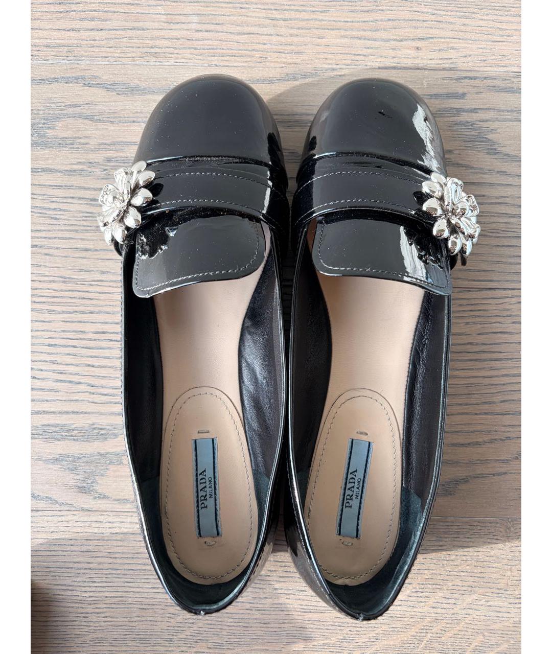 PRADA Черные лоферы из лакированной кожи, фото 3