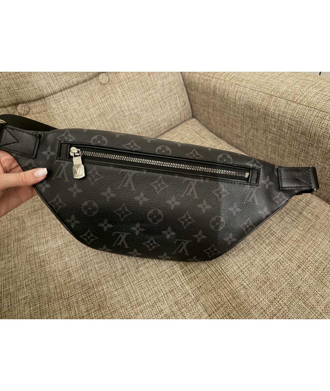 LOUIS VUITTON Черная поясная сумка из искусственной кожи, фото 2