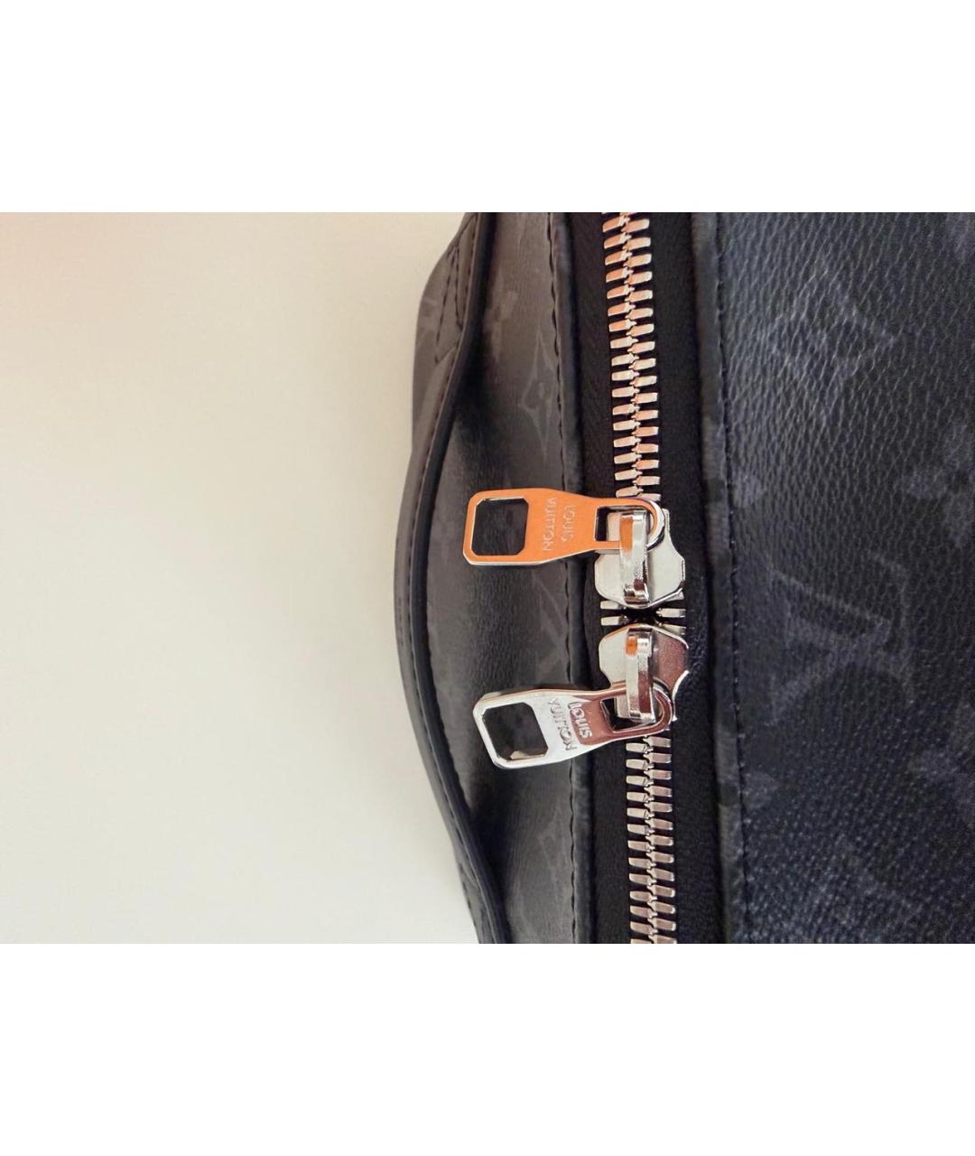 LOUIS VUITTON Черная косметичка, фото 4