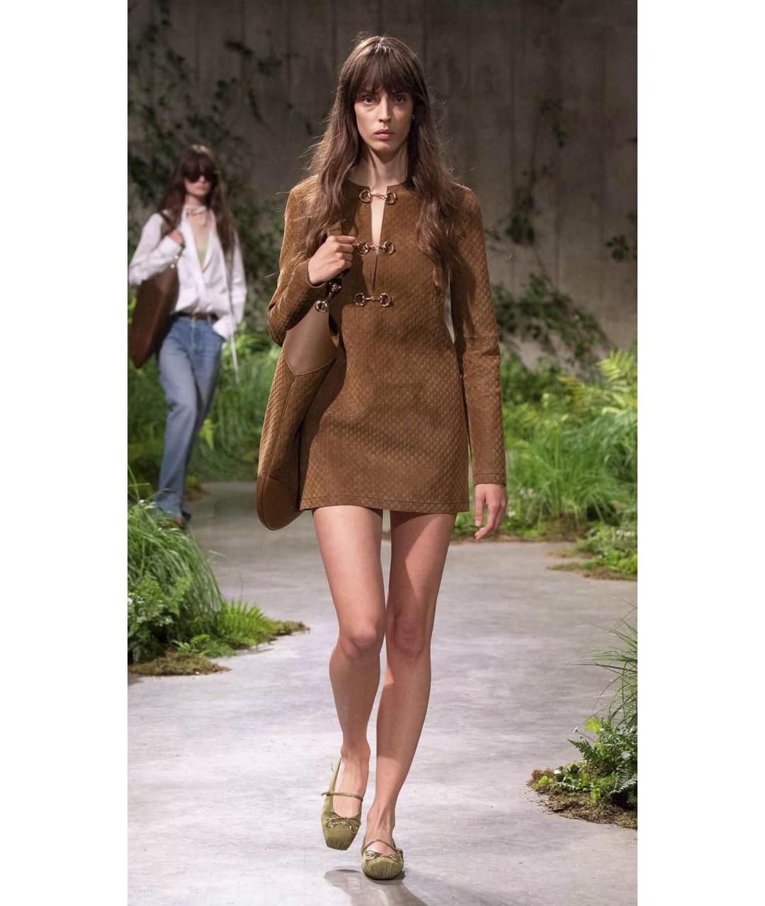 GUCCI Коричневое замшевое коктейльное платье, фото 2