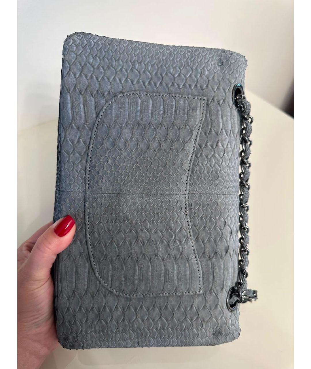 CHANEL Серая сумка с короткими ручками из кожи питона, фото 4