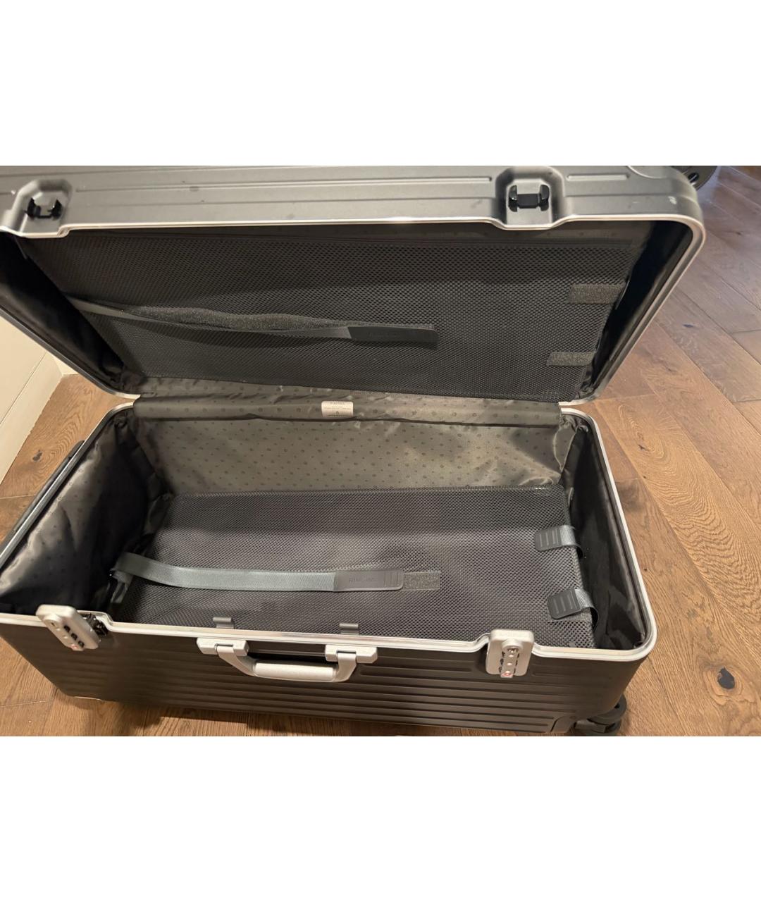 Rimowa Черный чемодан, фото 4