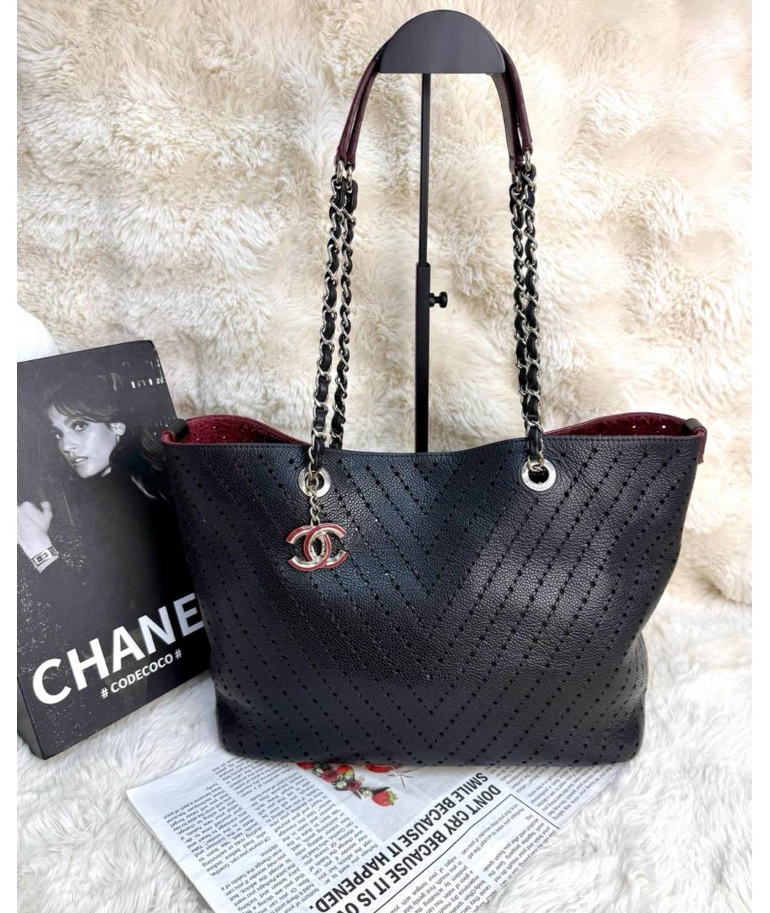 CHANEL Черная кожаная сумка тоут, фото 8