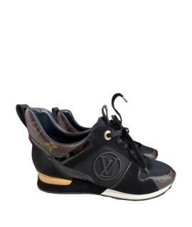 LOUIS VUITTON Кроссовки