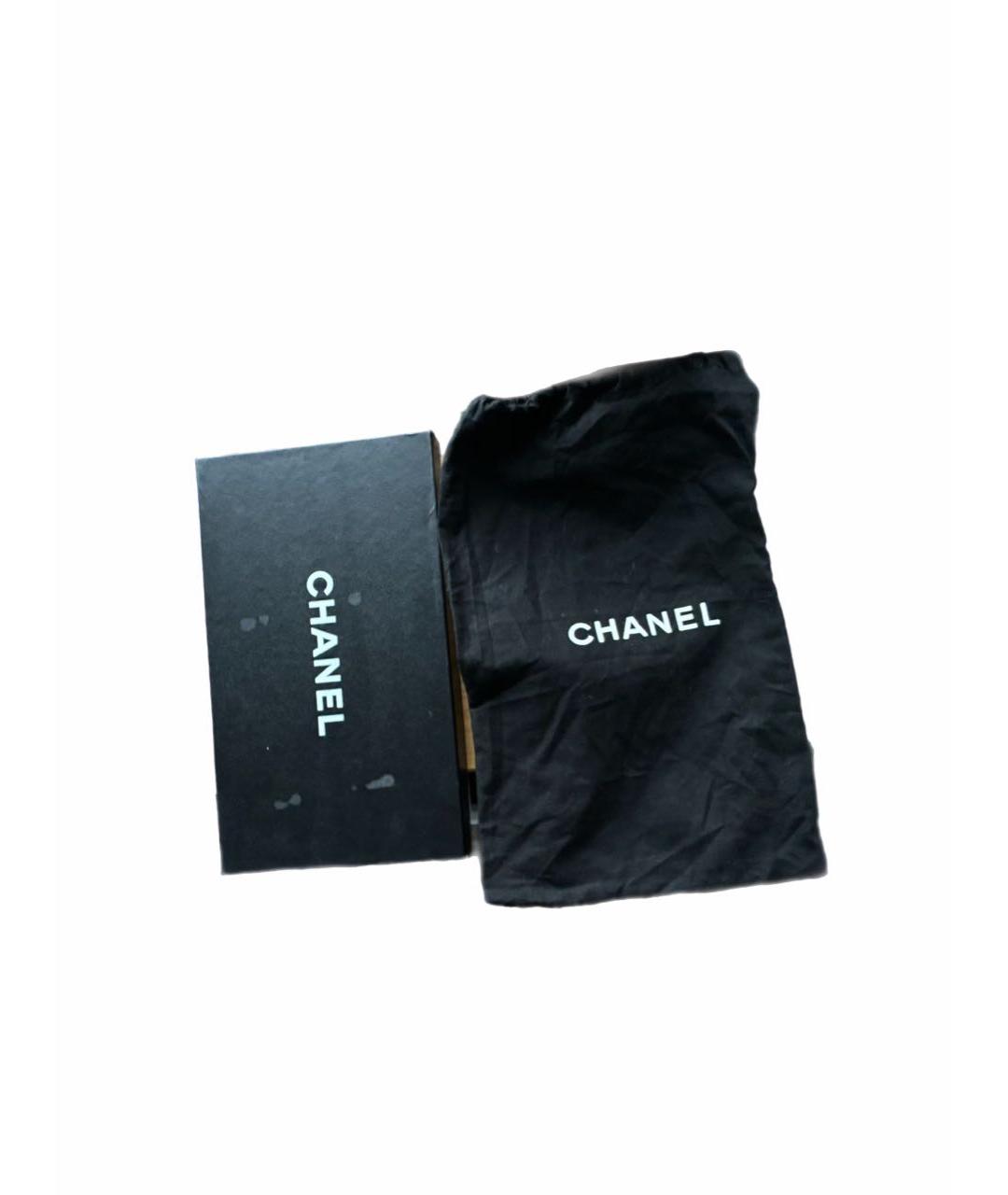 CHANEL Серые кожаные босоножки, фото 4
