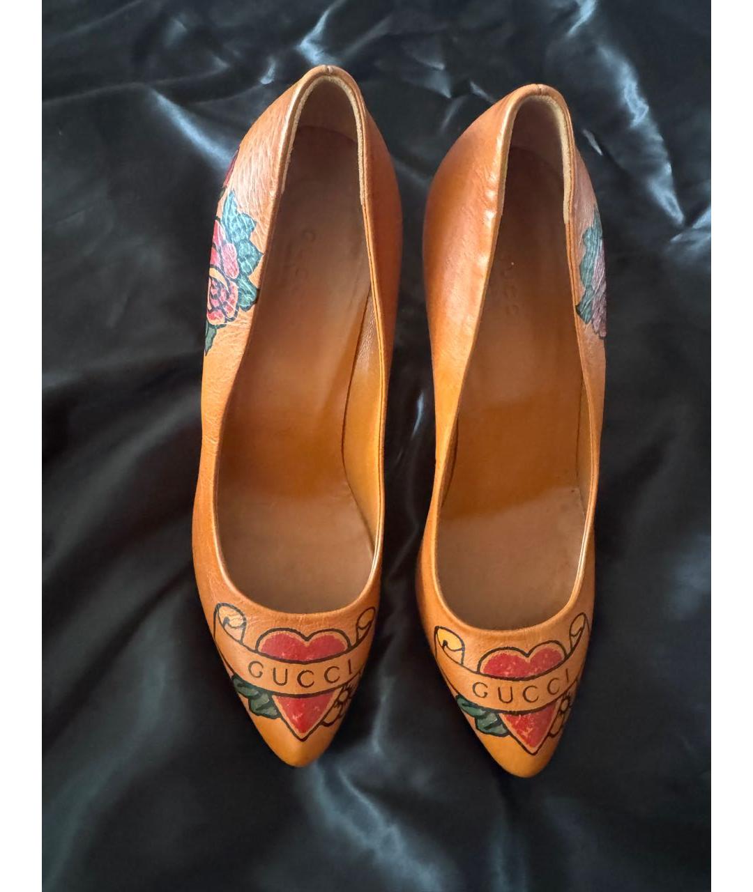 GUCCI Горчичные кожаные туфли, фото 3