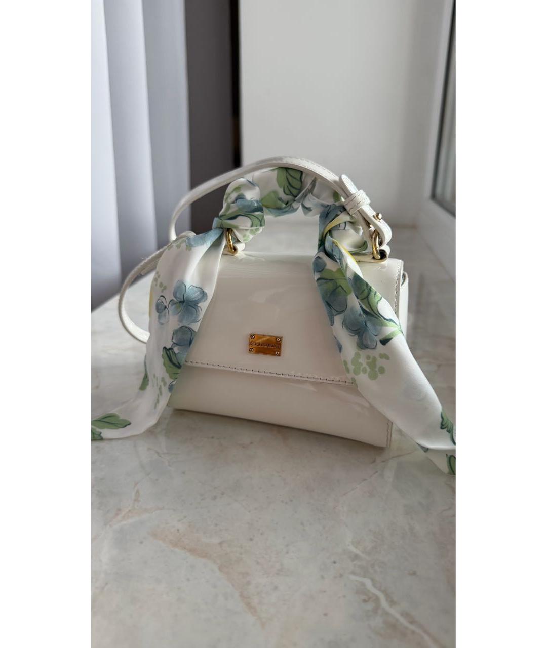 DOLCE&GABBANA Белая сумка с короткими ручками из лакированной кожи, фото 2