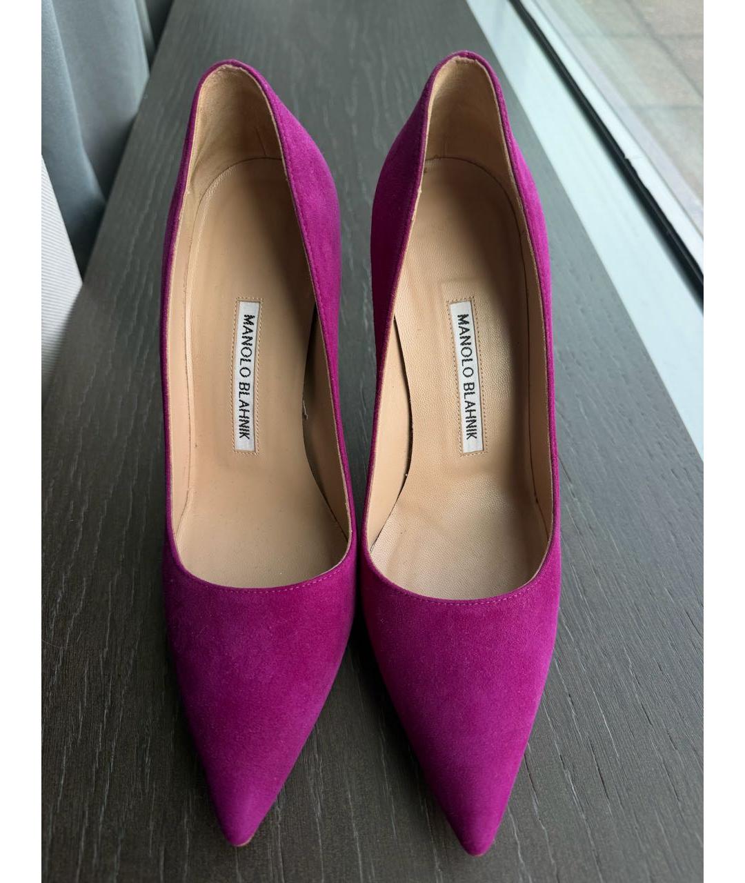 MANOLO BLAHNIK Фуксия замшевые лодочки на низком каблуке, фото 2