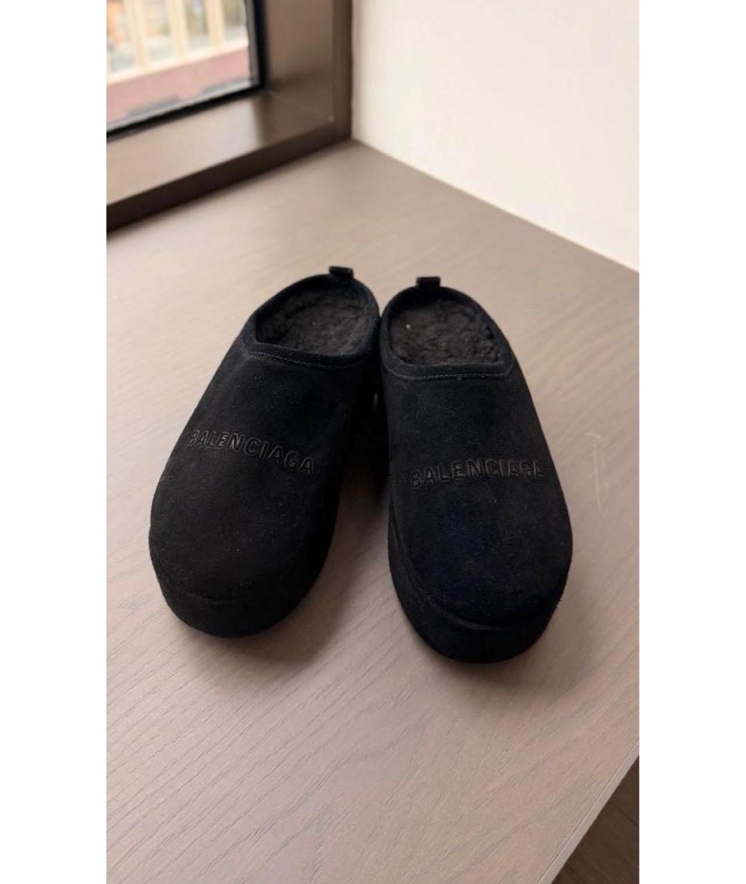 BALENCIAGA Черные замшевые сабо, фото 2