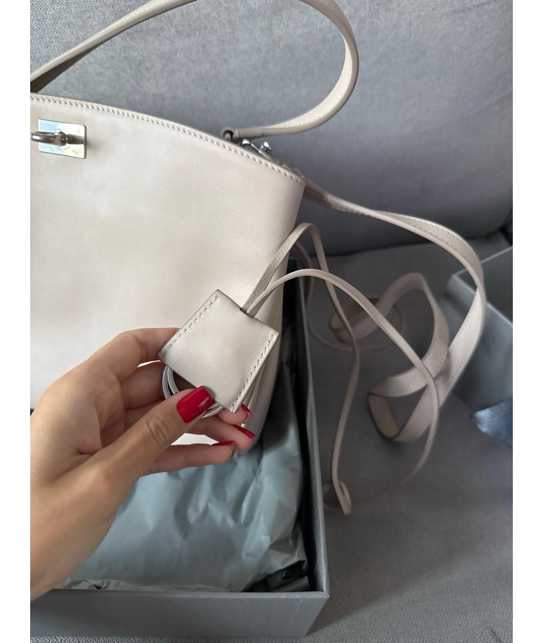 BALENCIAGA Бежевая кожаная сумка через плечо, фото 3
