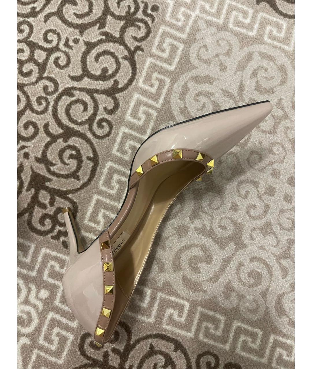 VALENTINO Бежевые туфли из лакированной кожи, фото 7