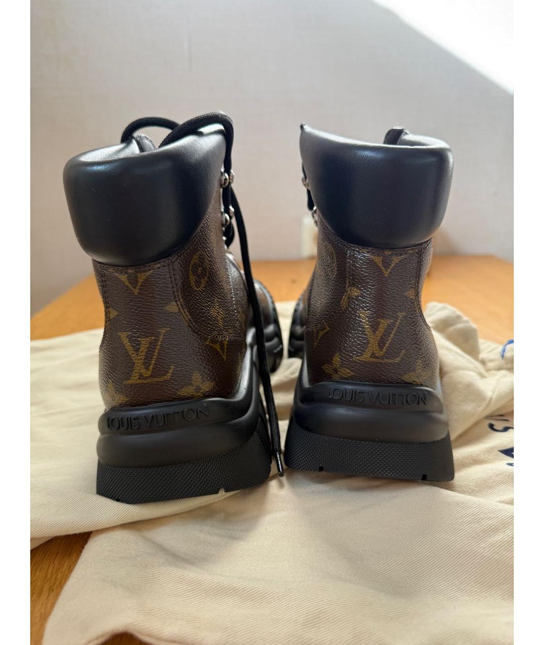 LOUIS VUITTON Коричневые кожаные ботинки, фото 4
