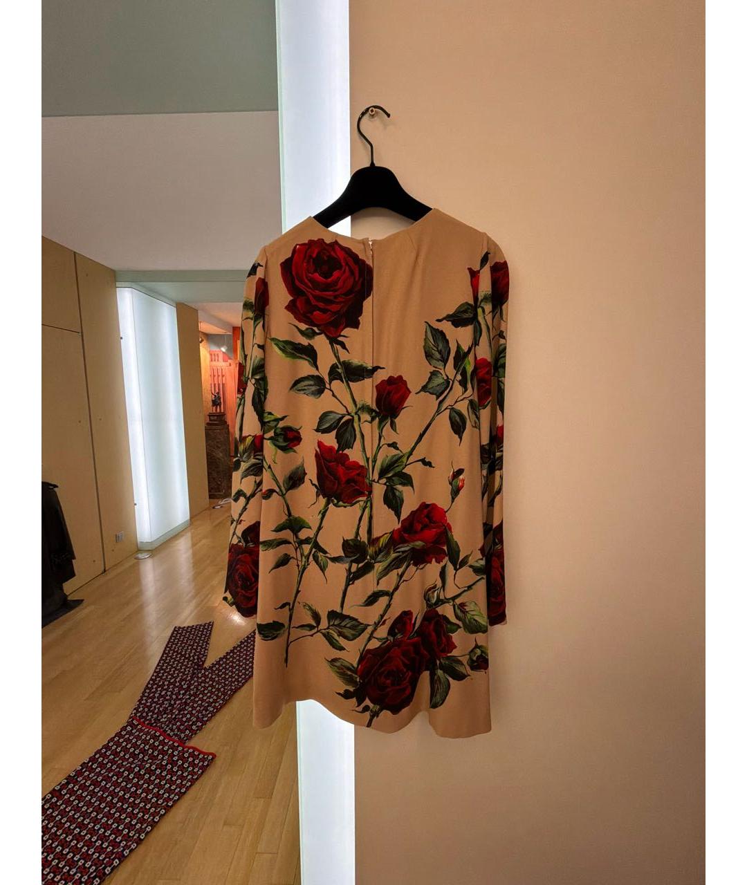 DOLCE&GABBANA Бежевое шелковое платье, фото 2