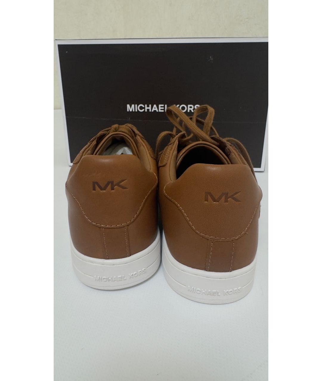 MICHAEL KORS Коричневые кожаные низкие кроссовки / кеды, фото 4